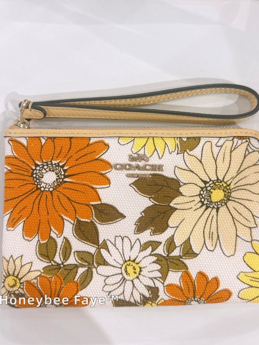 Coach Corner Zip Wristlet With Floral Print CEF83 canvas/Im/Vanilla Sunflower